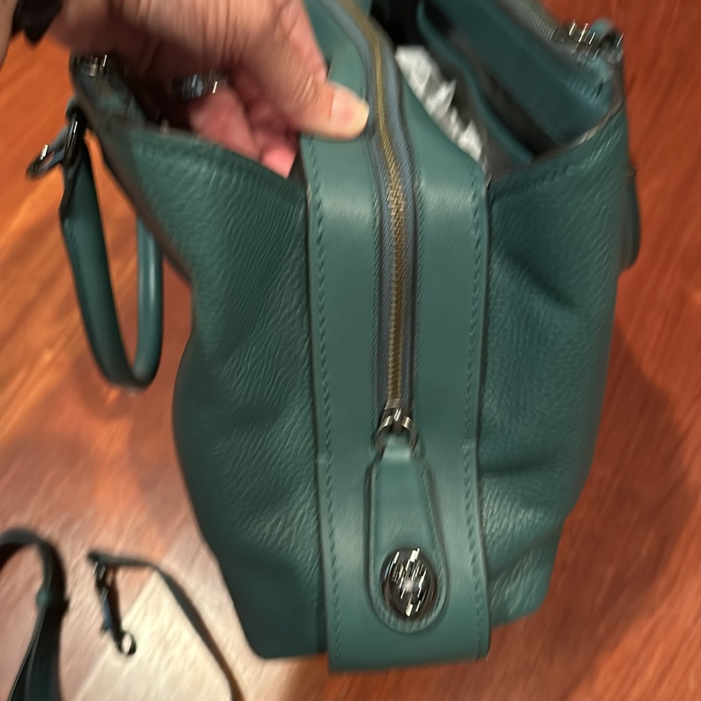 Coach Handbag - Picture 3 of 6